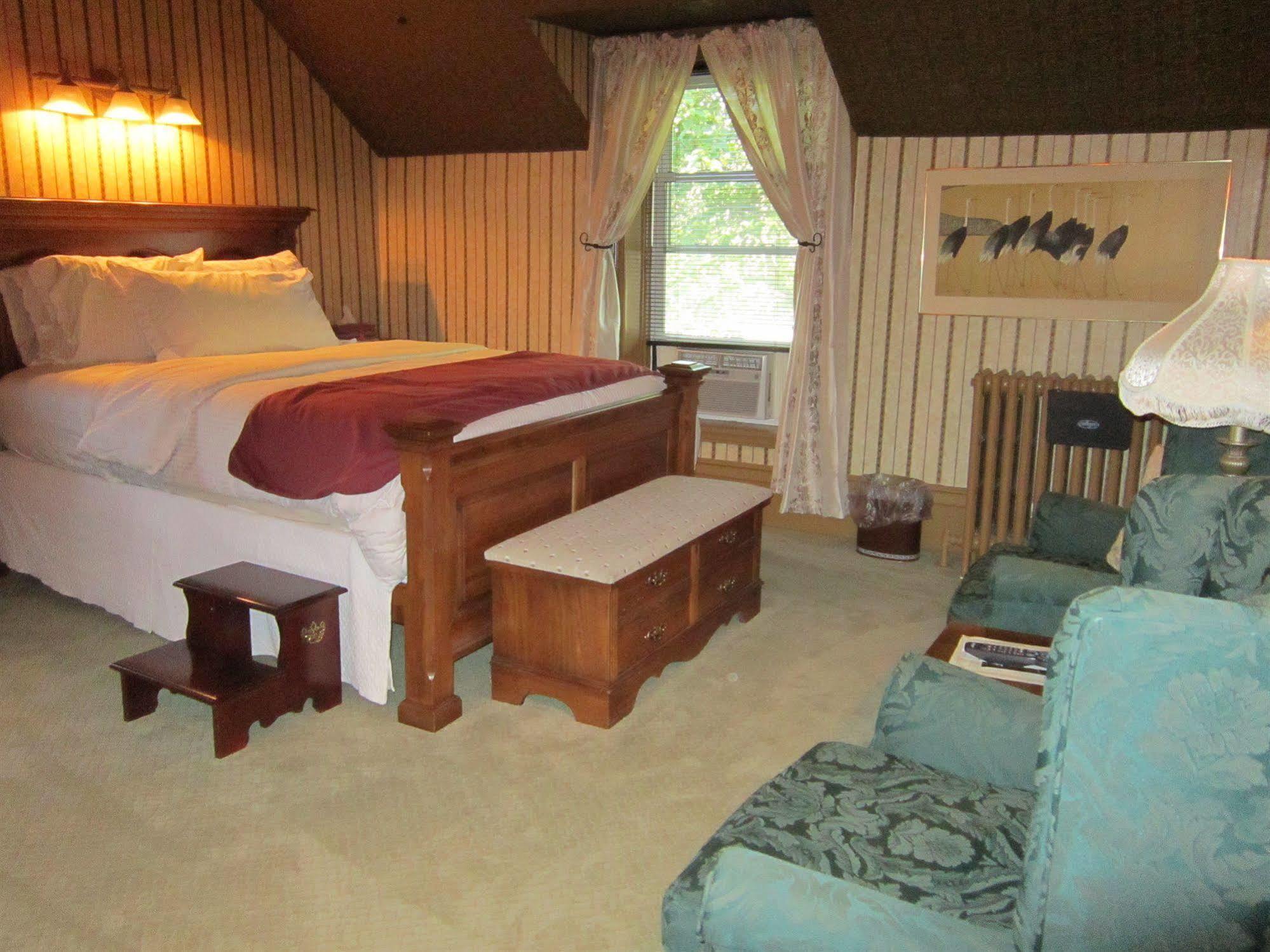 The Jenkins Inn Barre Dış mekan fotoğraf